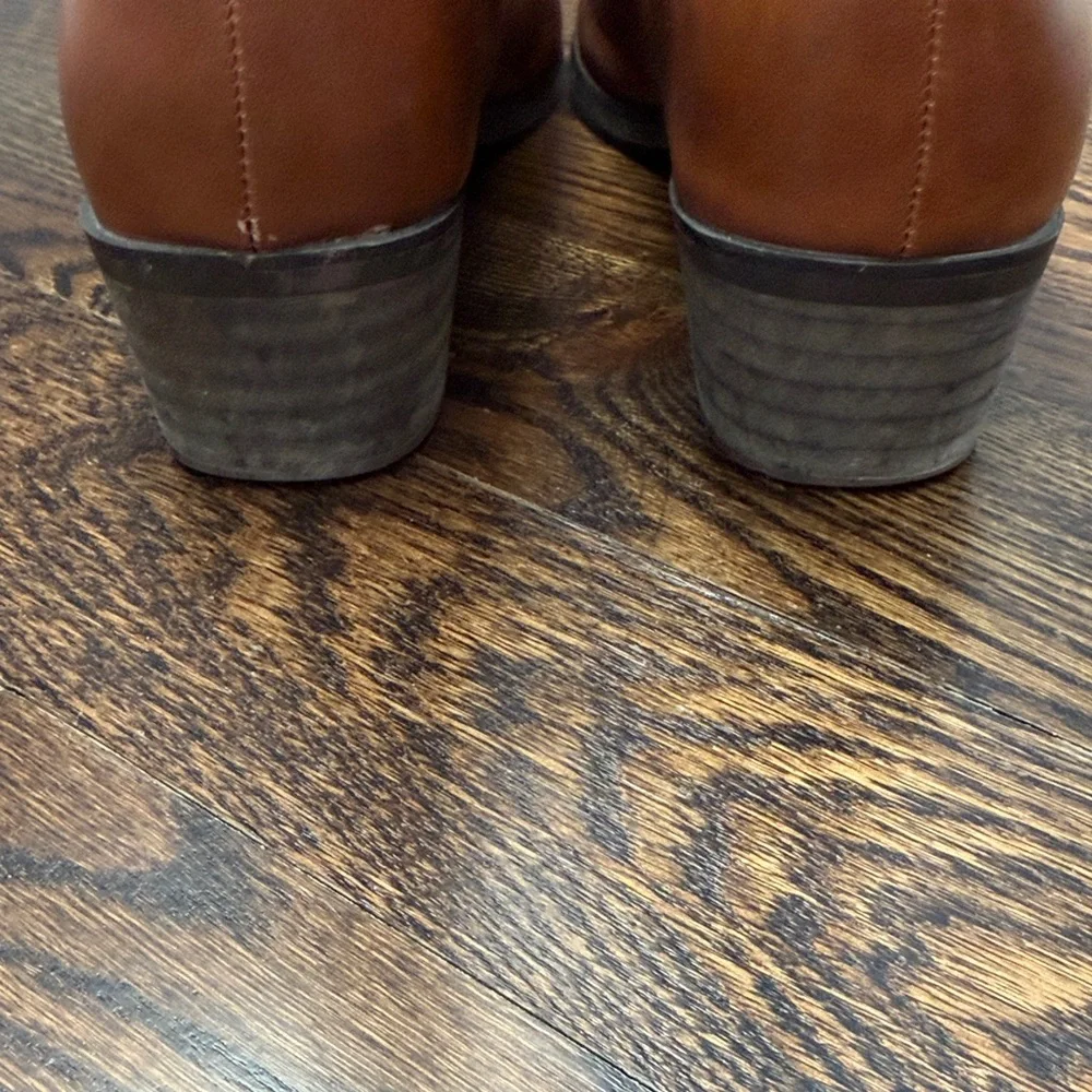 Cowboy Boots - Picture 11 of 13